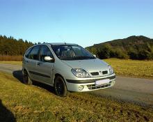 Renault_Scenic_1